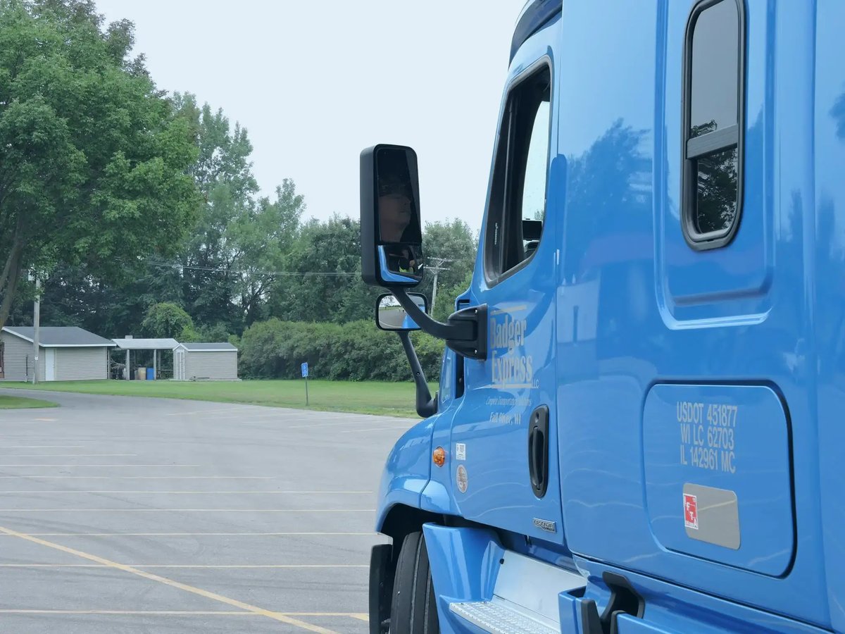 Selecting a Freight Carrier